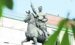 Памятник Щорсу